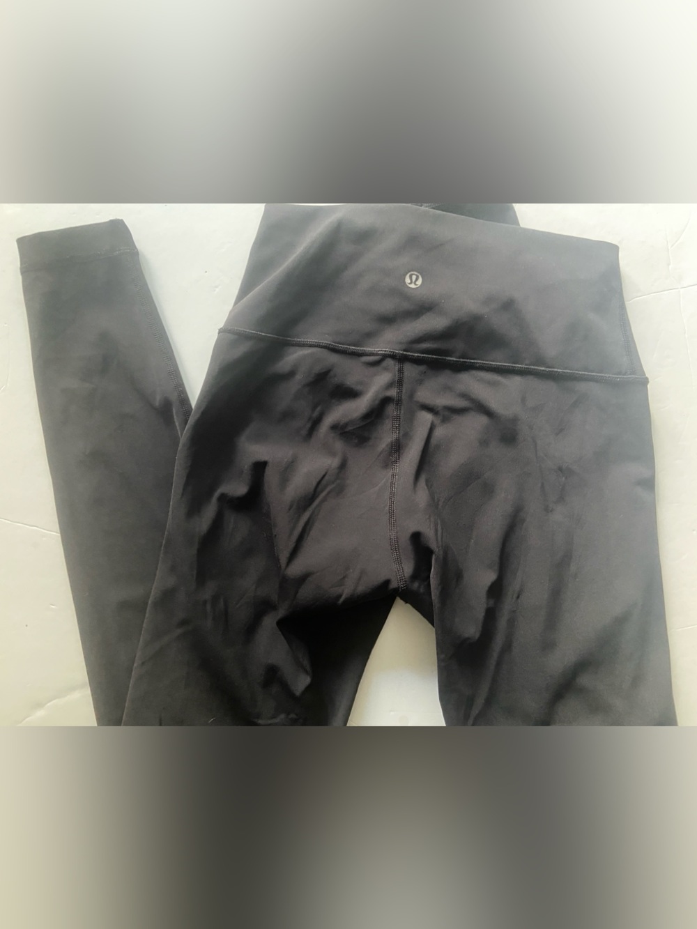 Lululemon black high rise leggings size 6
